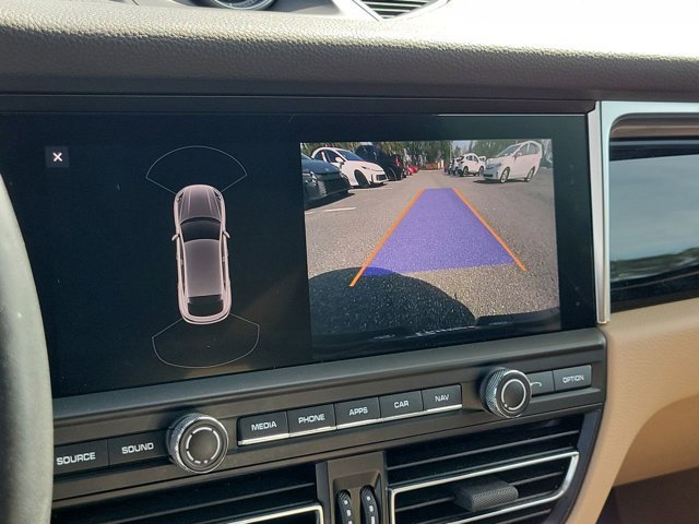 Used 2019 Porsche Macan image 27