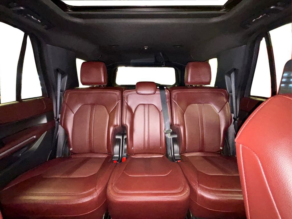 Certified 2024 Ford Expedition Limited image 23