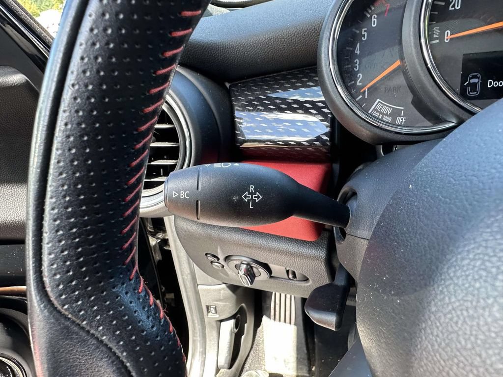 Used 2018 MINI Cooper S FWD image 32