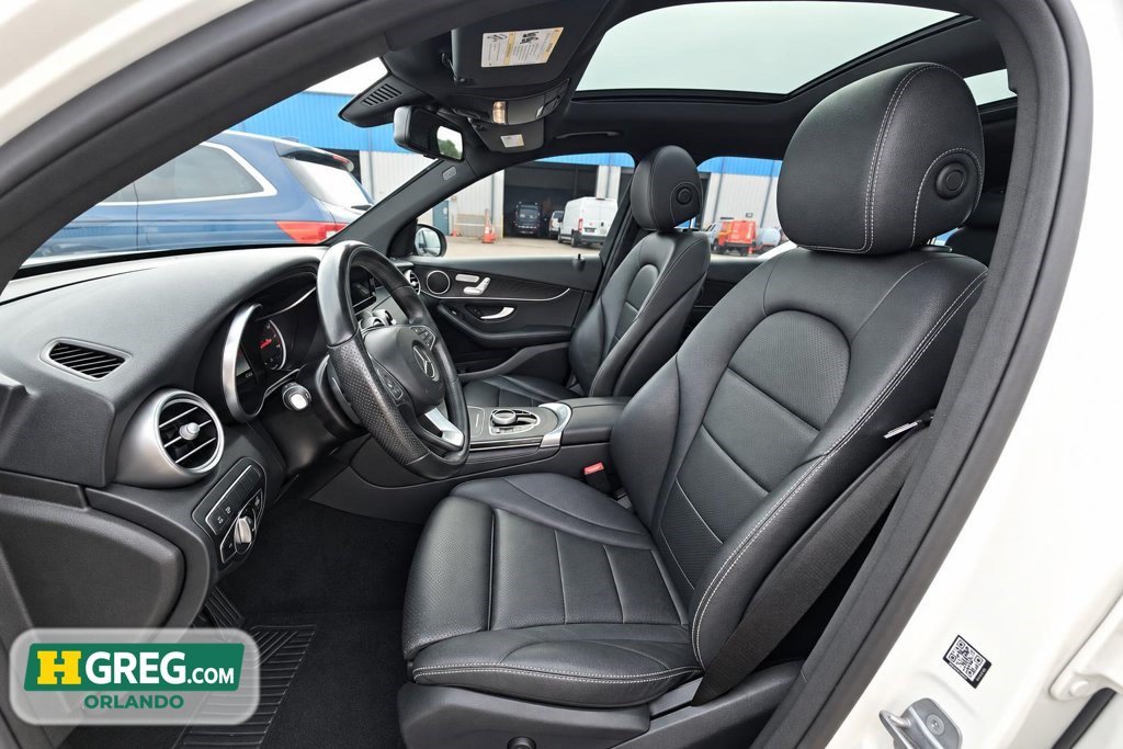 Used 2018 Mercedes-Benz GLC 300 w/ Premium Package image 10