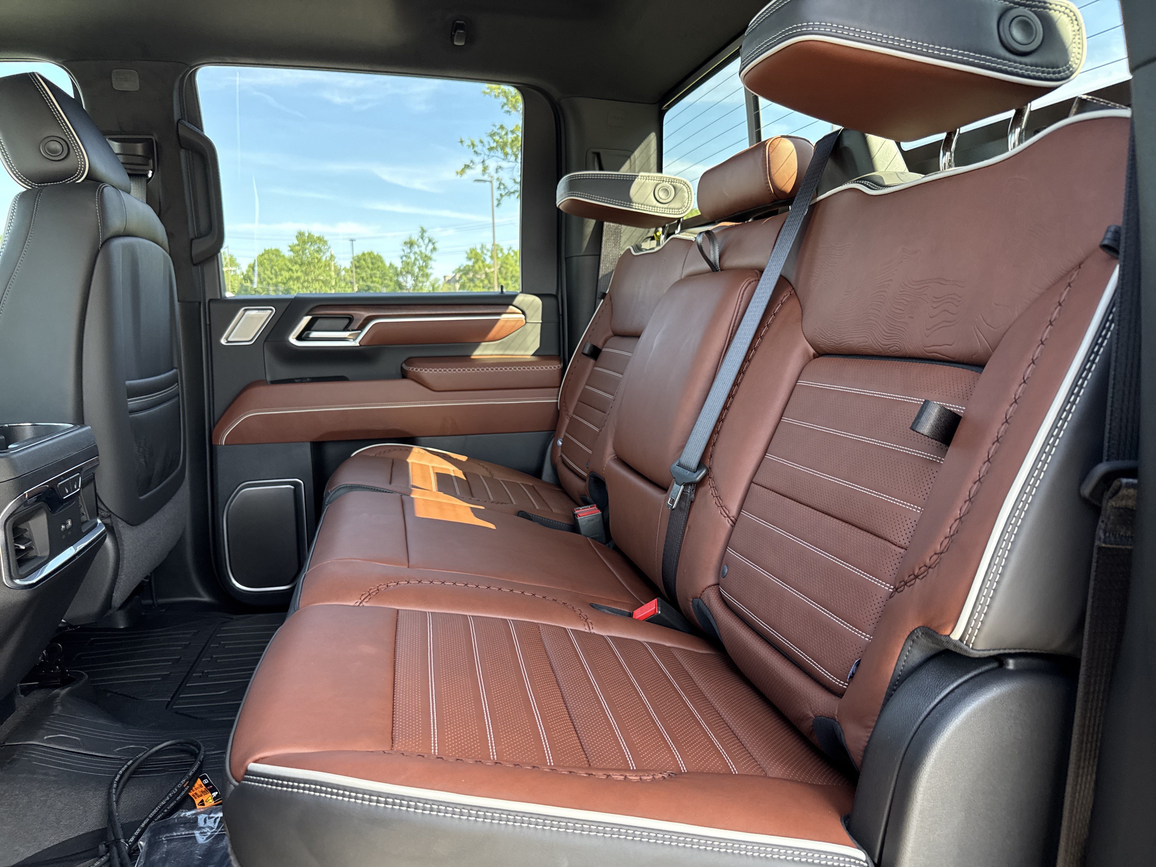 New 2026 GMC Sierra 3500 Denali Ultimate AWD/4WD image 30