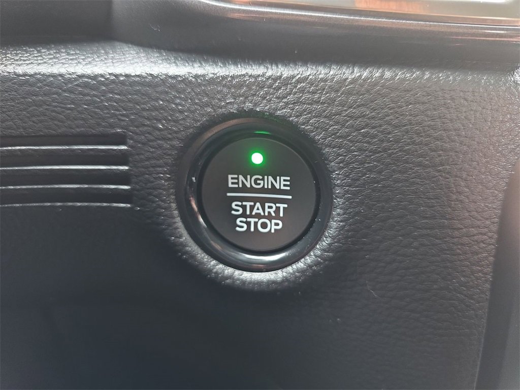 Used 2021 Ford Ranger Lariat w/ Trailer Tow Package image 16