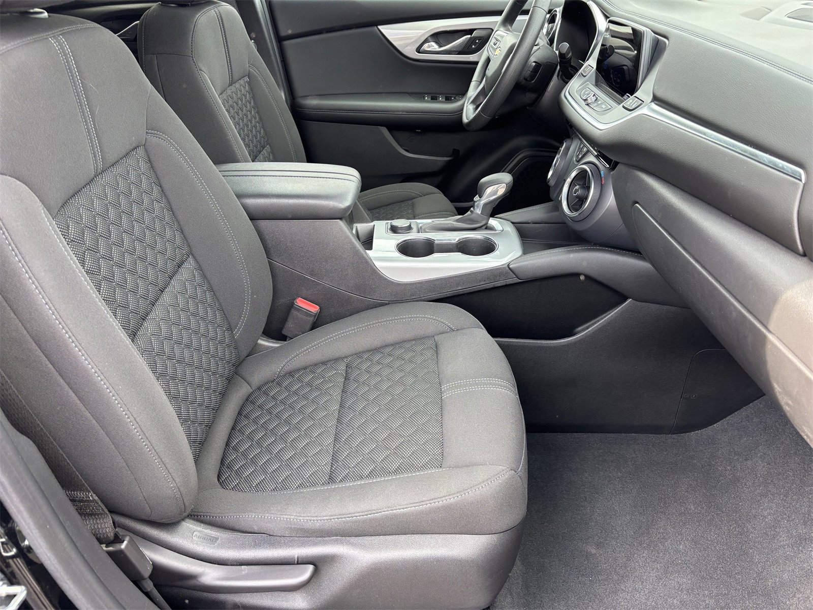 Used 2021 Chevrolet Blazer LT w/ LPO, Exterior Decal Package image 25