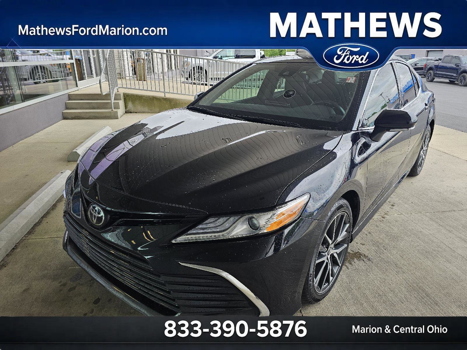 Used 2024 Toyota Camry XLE FWD image 1
