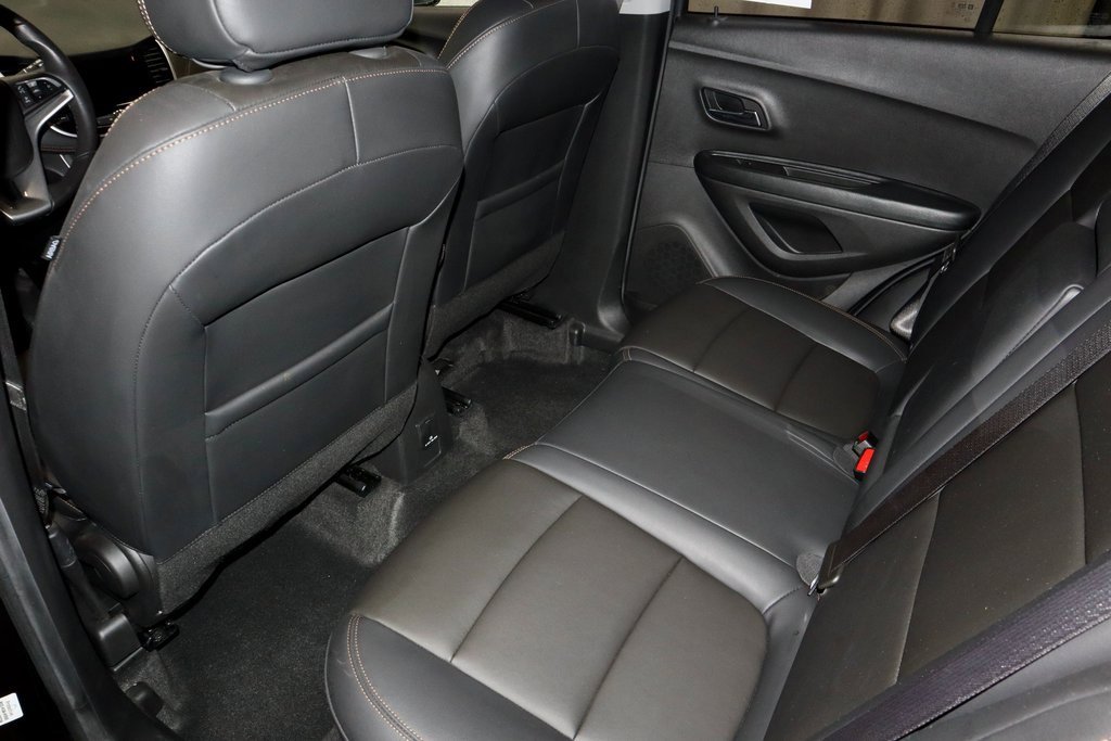 Used 2022 Chevrolet Trax LT w/ Premium Seat Package image 21