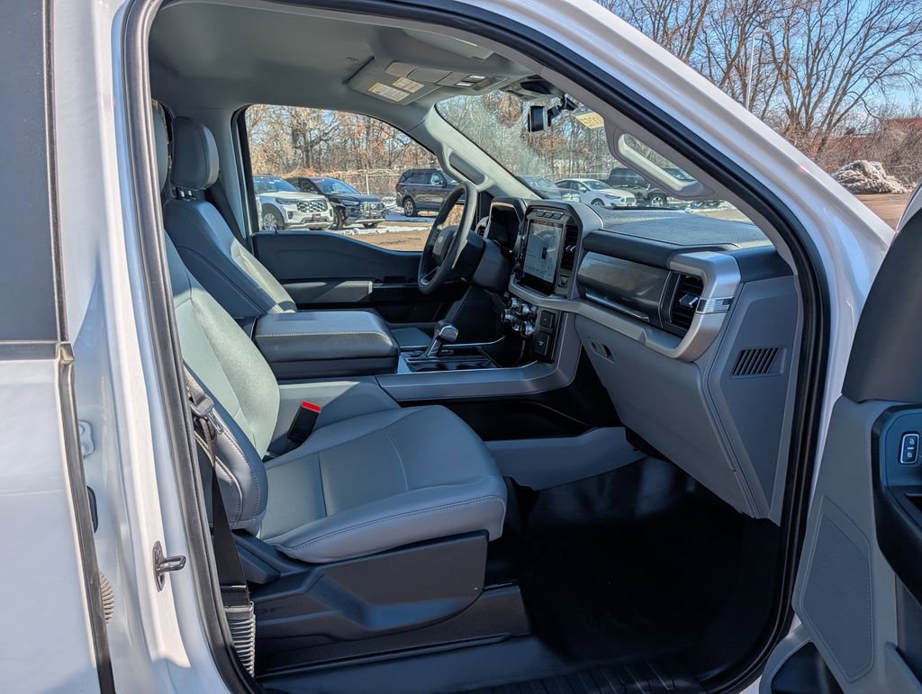 Used 2022 Ford F150 Lightning Pro w/ Tow Technology Package image 8