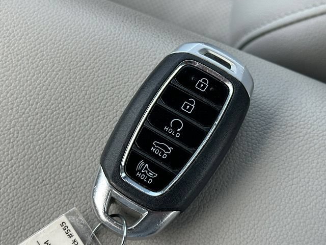 Used 2021 Hyundai Elantra Limited FWD image 33