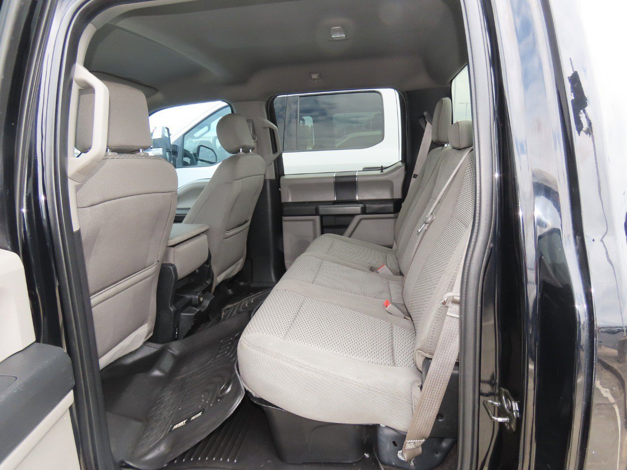 Used 2018 Ford F150 XLT RWD image 16