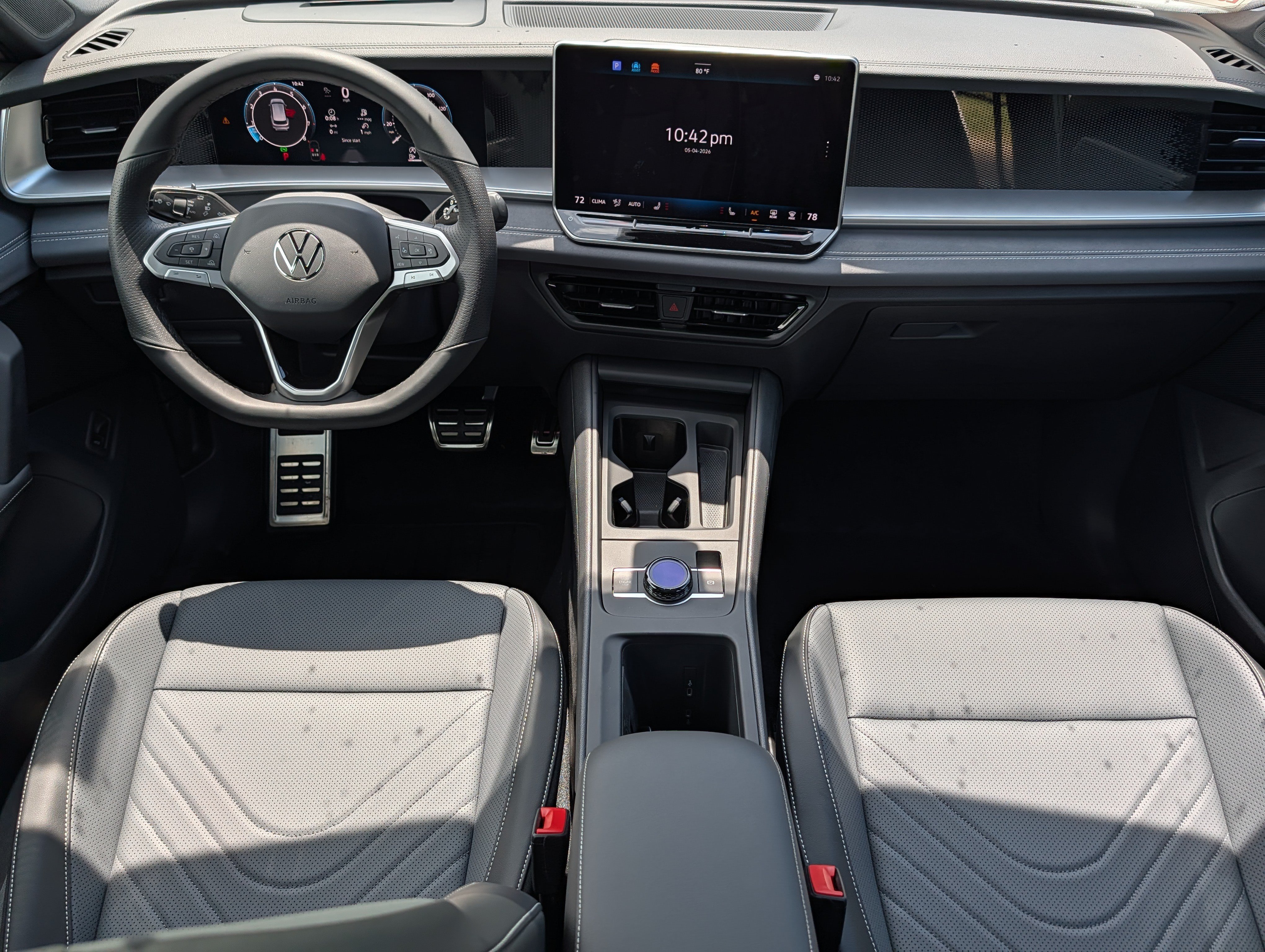 Certified 2026 Volkswagen Tiguan SE R-Line AWD/4WD image 10