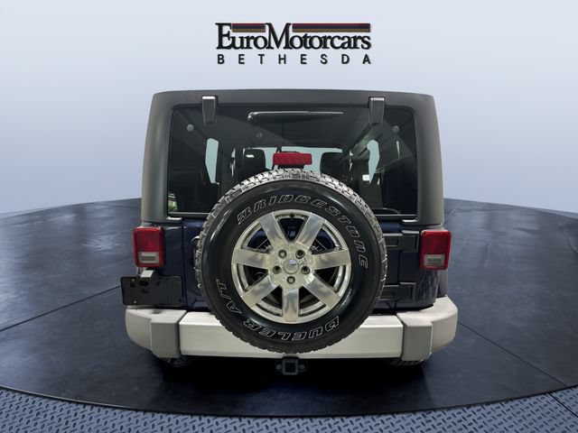 Used 2013 Jeep Wrangler Unlimited Sahara w/ Dual Top Group AWD/4WD image 4
