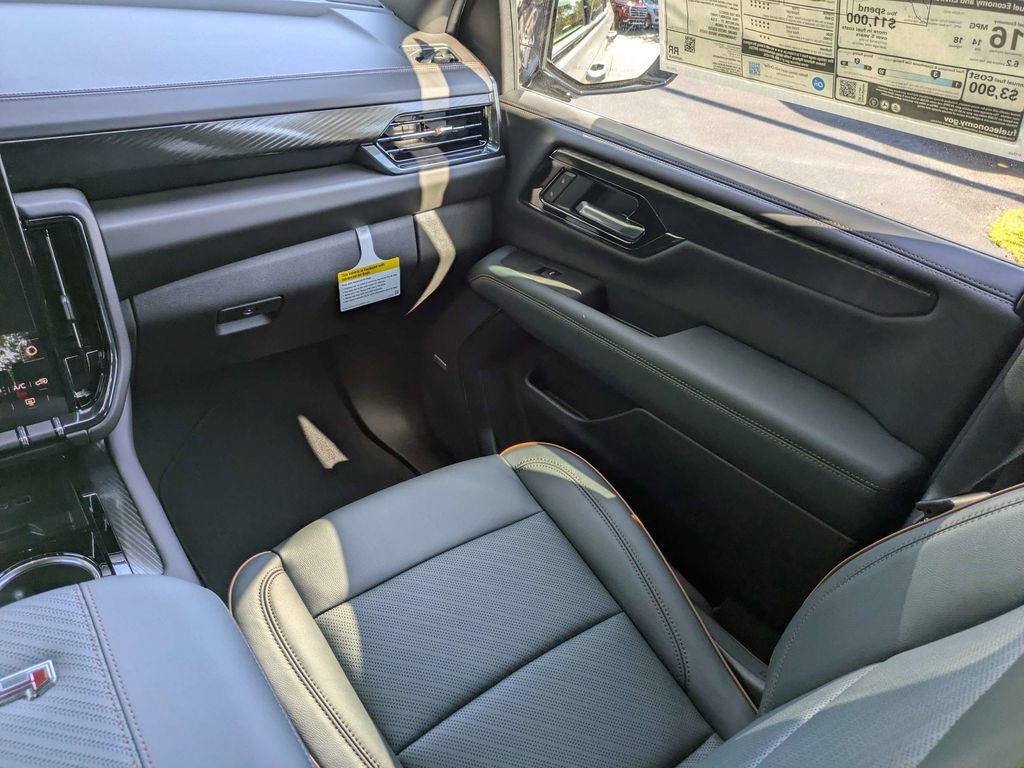 New 2026 GMC Yukon AT4 w/ AT4 Premium Plus Package AWD/4WD image 18