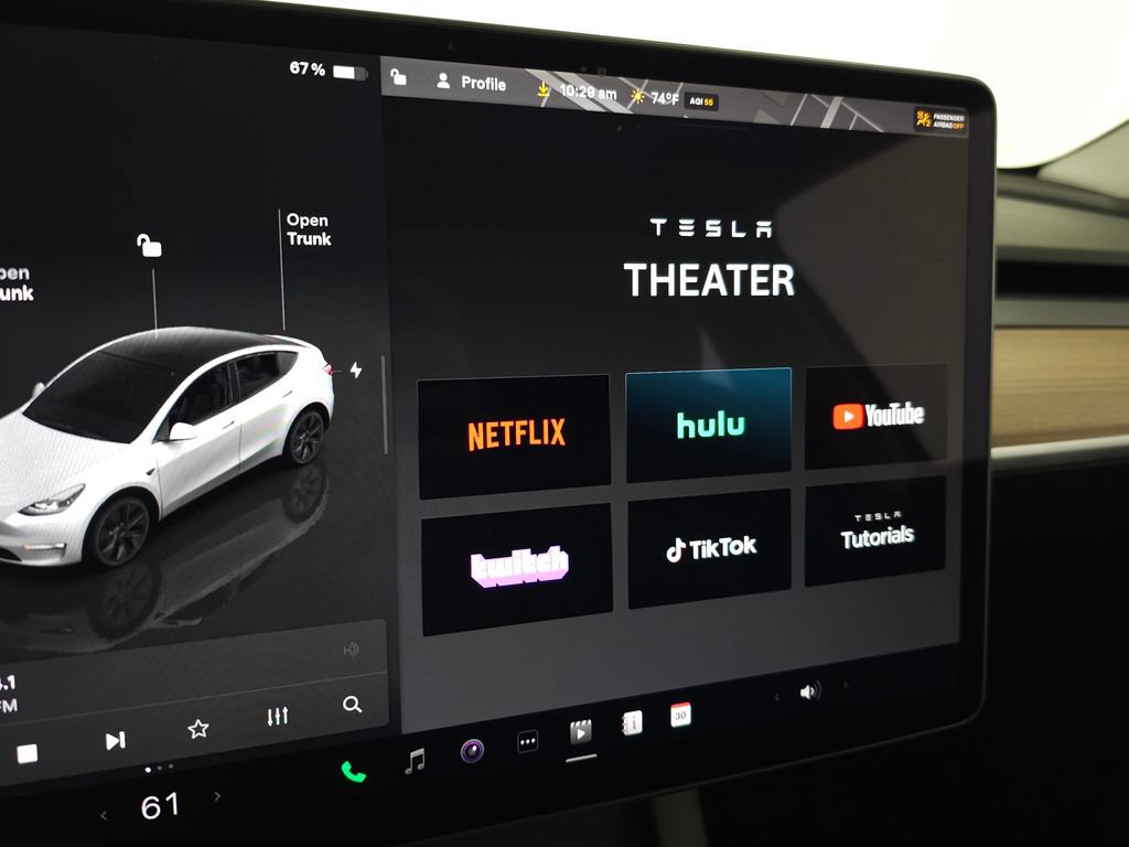 Used 2025 Tesla Model Y Long Range AWD/4WD image 26