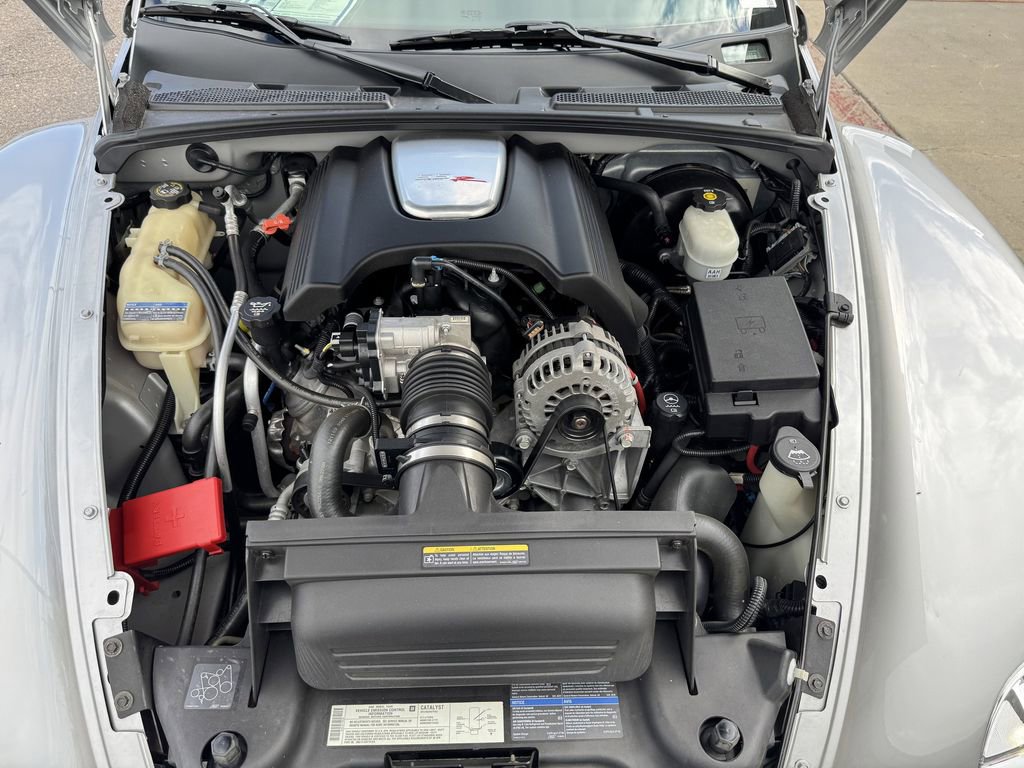 Used 2004 Chevrolet SSR w/ Preferred Equipment Group RWD image 14