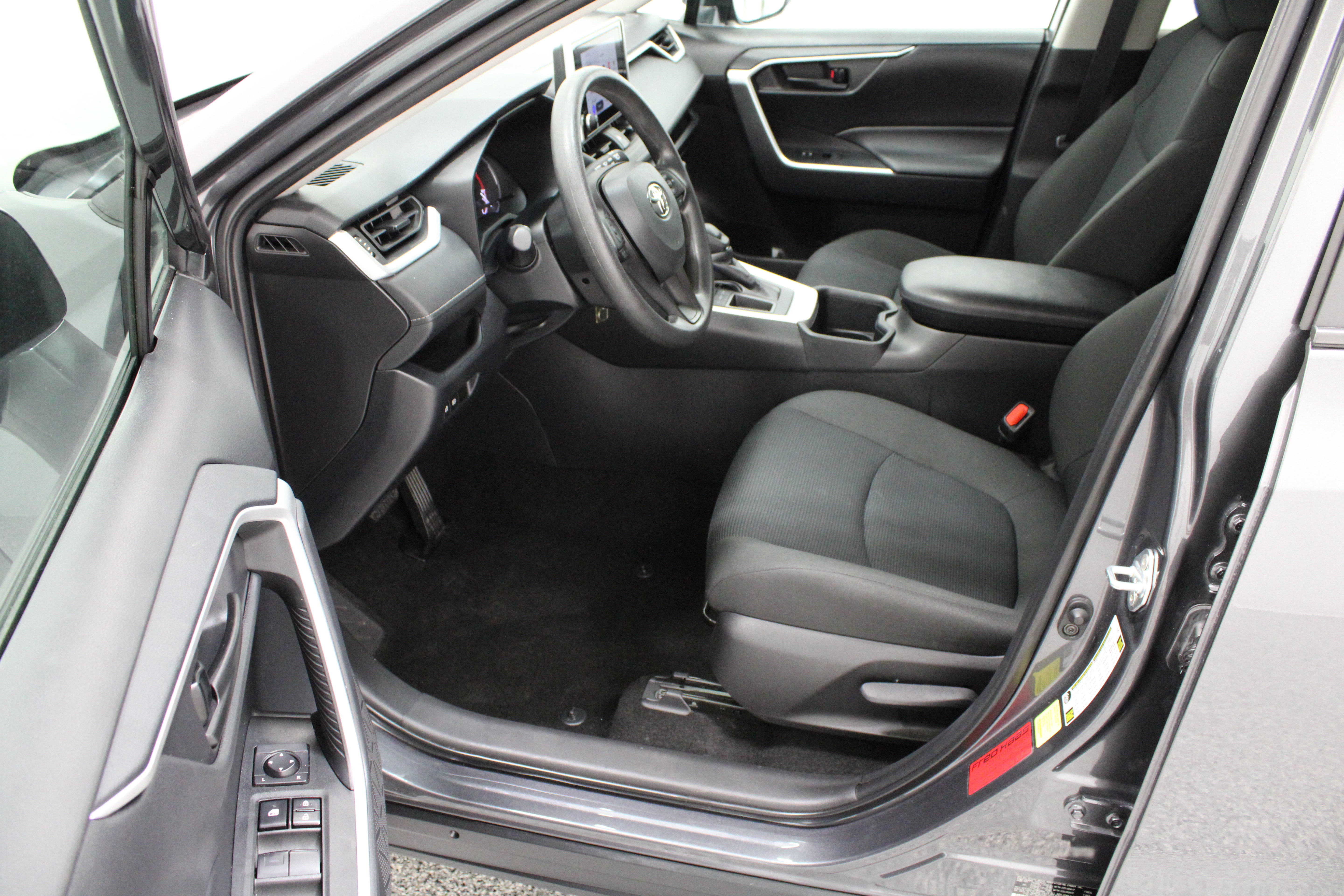 Certified 2024 Toyota RAV4 LE FWD image 14