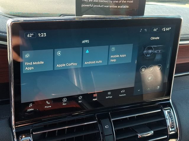 Used 2024 Lincoln Navigator Premiere AWD/4WD image 27