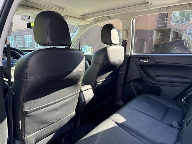 Used 2014 Subaru Forester 2.5i Limited AWD/4WD image 25
