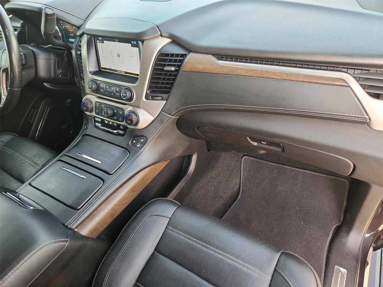 Used 2018 GMC Yukon XL Denali w/ Denali Ultimate Package RWD image 30