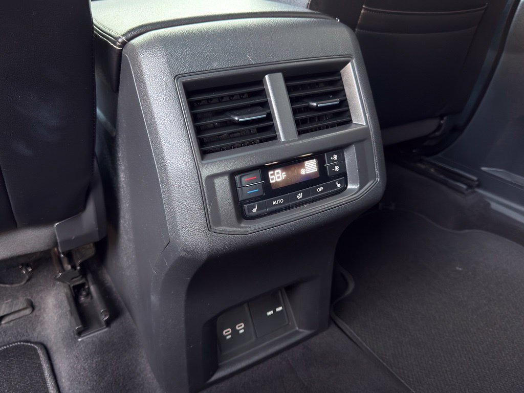 Used 2022 Volkswagen Atlas SEL Premium AWD/4WD image 26