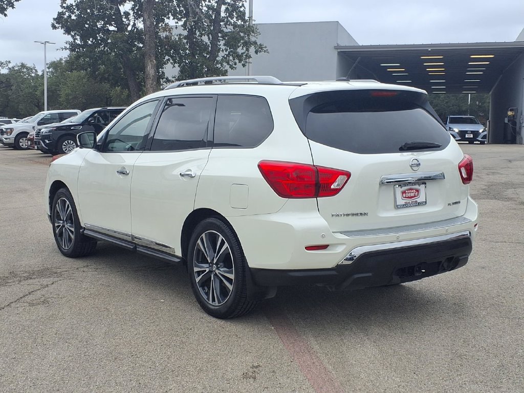 Used 2018 Nissan Pathfinder Platinum w/ Cargo Package FWD image 3