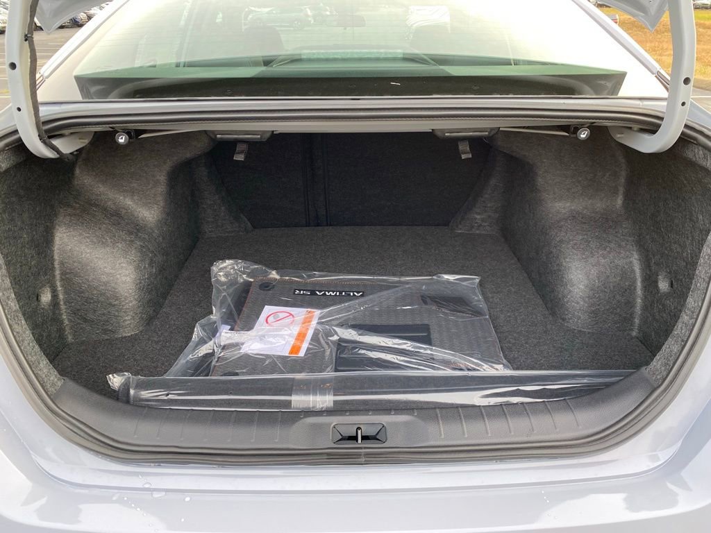 New 2025 Nissan Altima 2.5 SR w/ SR Premium Package image 34