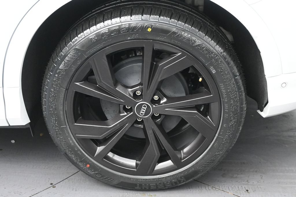 Used 2023 Audi Q4 e-tron Premium Plus AWD/4WD image 10