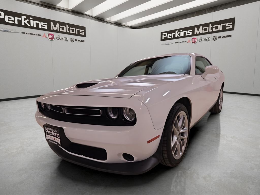 Certified 2023 Dodge Challenger GT image 1