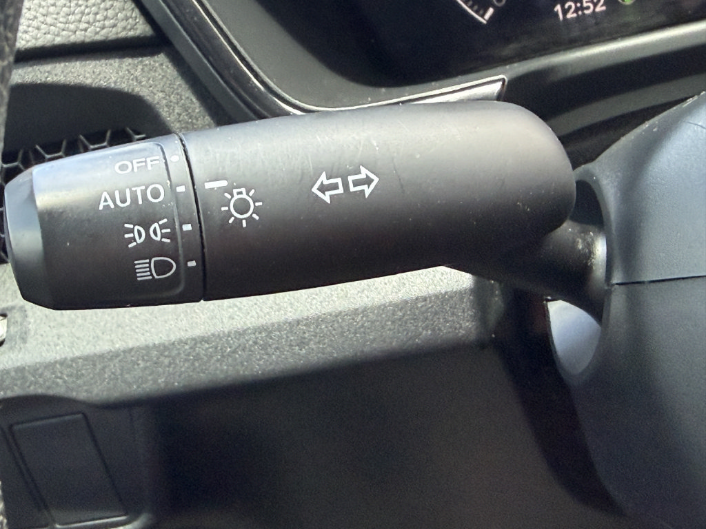 Used 2025 Honda CR-V EX image 31