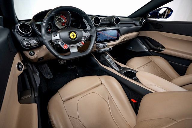 Certified 2019 Ferrari Portofino image 27