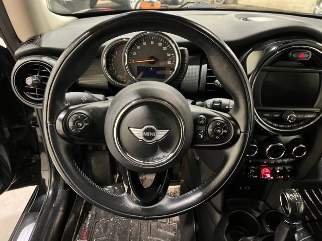 Used 2017 MINI Cooper 2-Door Hardtop image 19