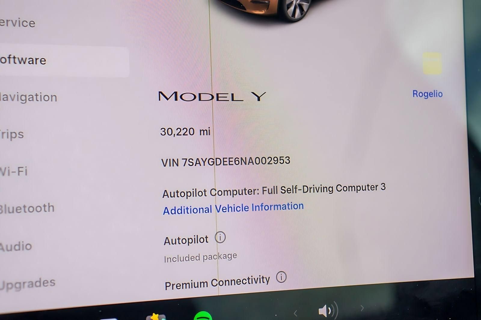 Used 2022 Tesla Model Y Long Range AWD/4WD image 31