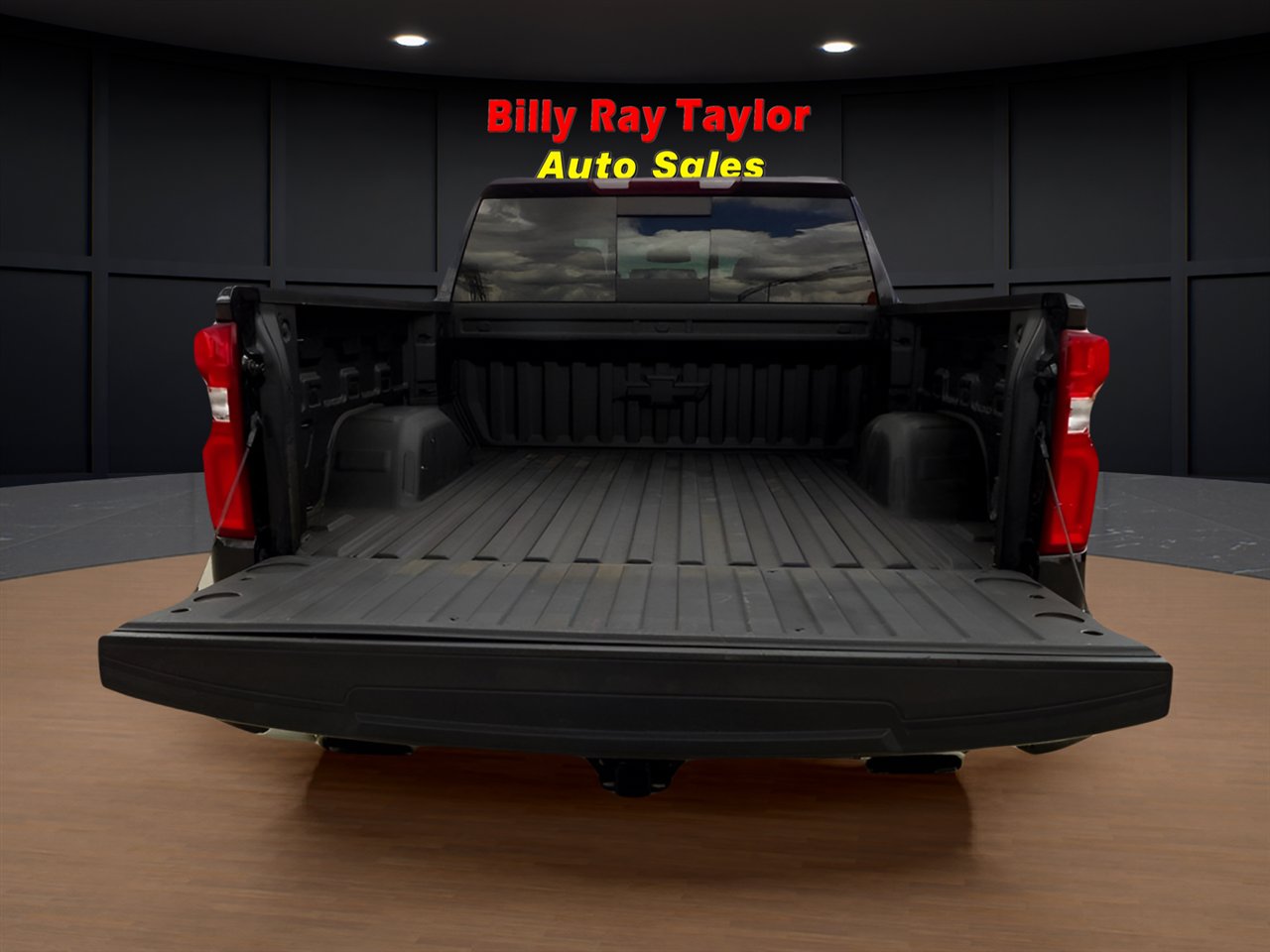 Used 2022 Chevrolet Silverado 1500 LTZ image 31