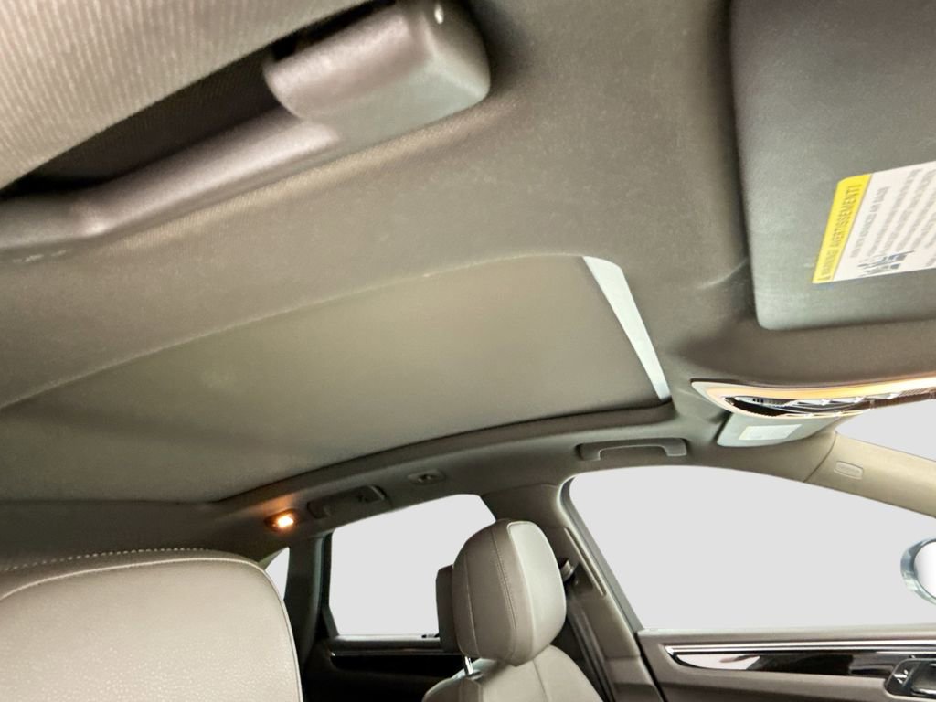 Used 2015 Porsche Macan S AWD/4WD image 15