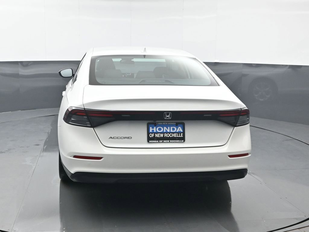Used 2023 Honda Accord LX image 5