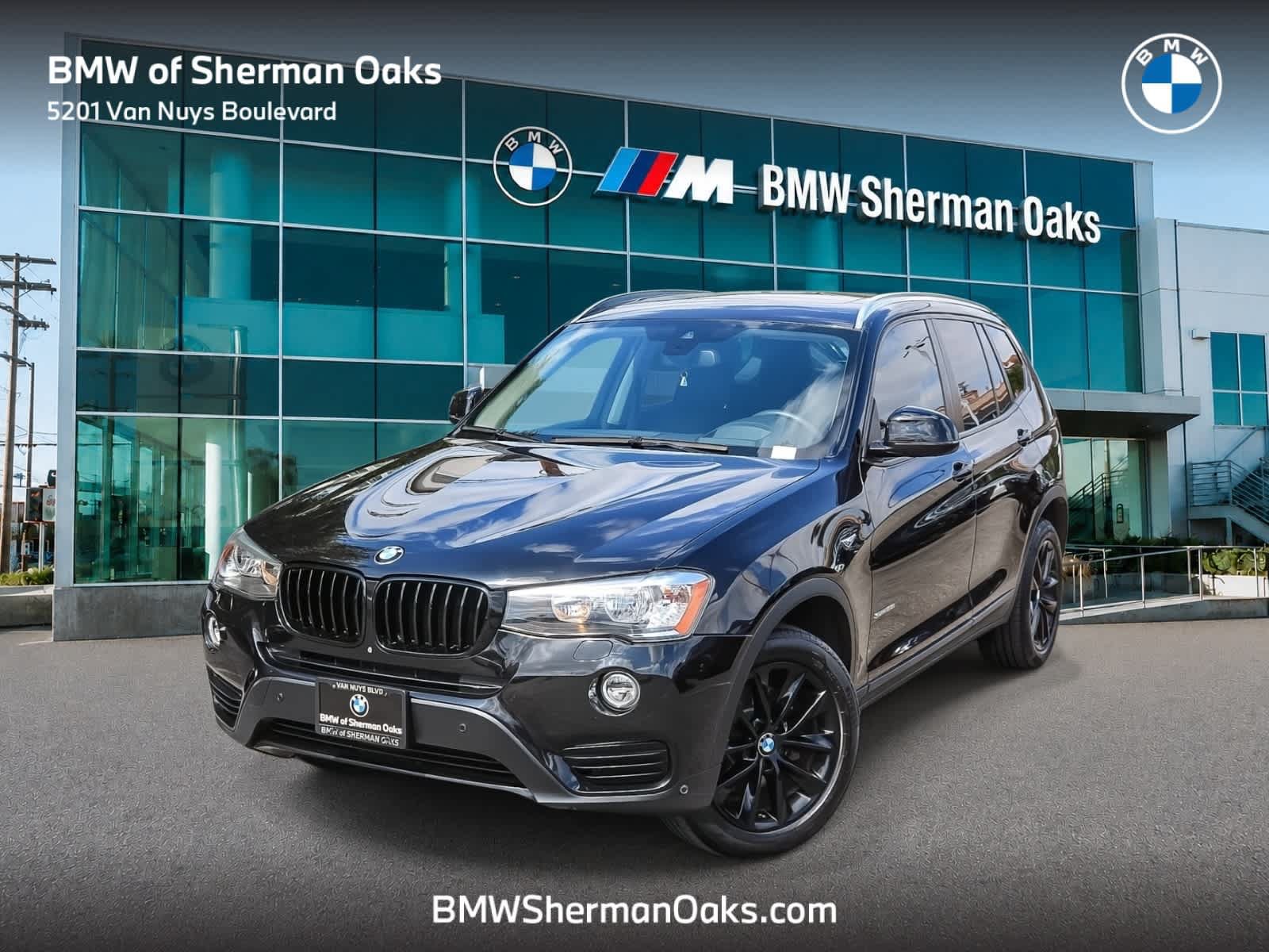 Used 2017 BMW X3 sDrive28i RWD image 1