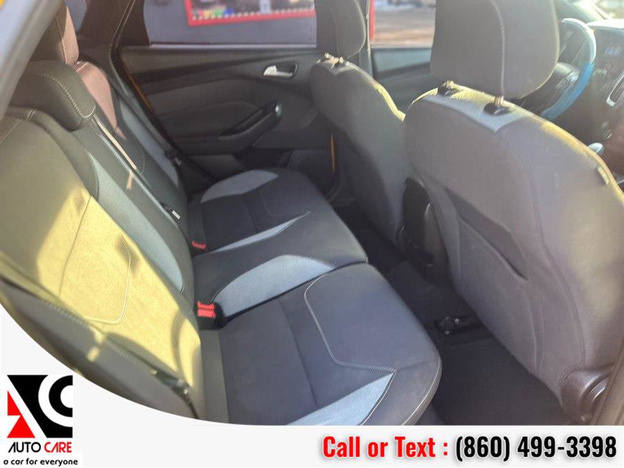 Used 2016 Ford Focus ST image 11