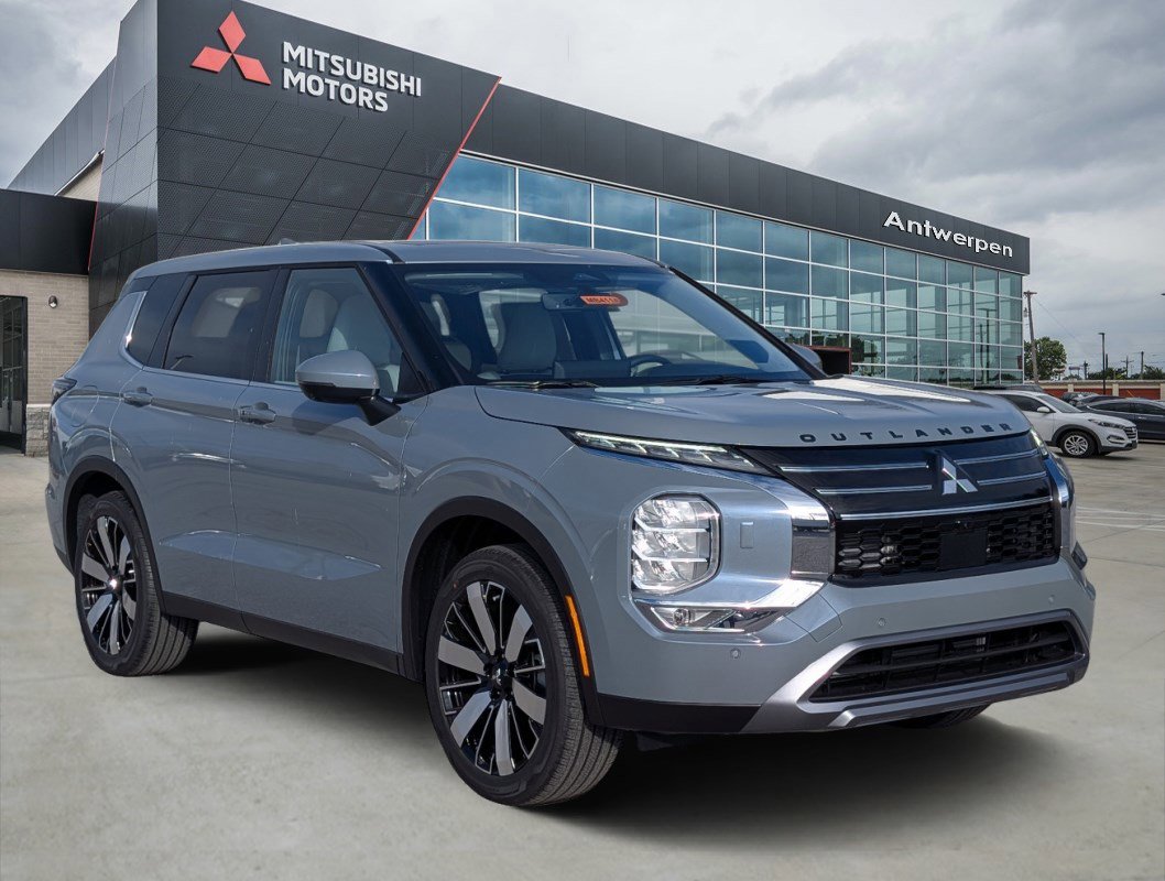 New 2026 Mitsubishi Outlander SE image 1