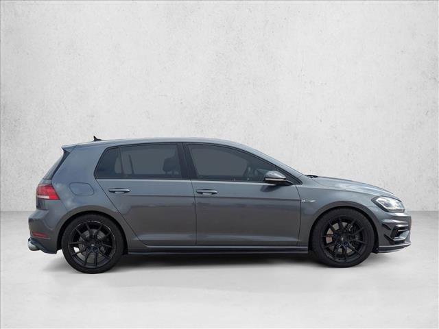 Used 2018 Volkswagen Golf 4-Door image 4