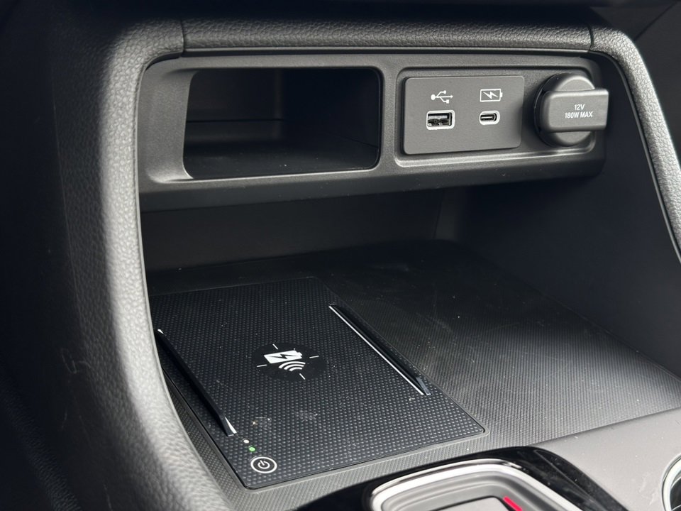 New 2025 Honda Pilot Touring image 32