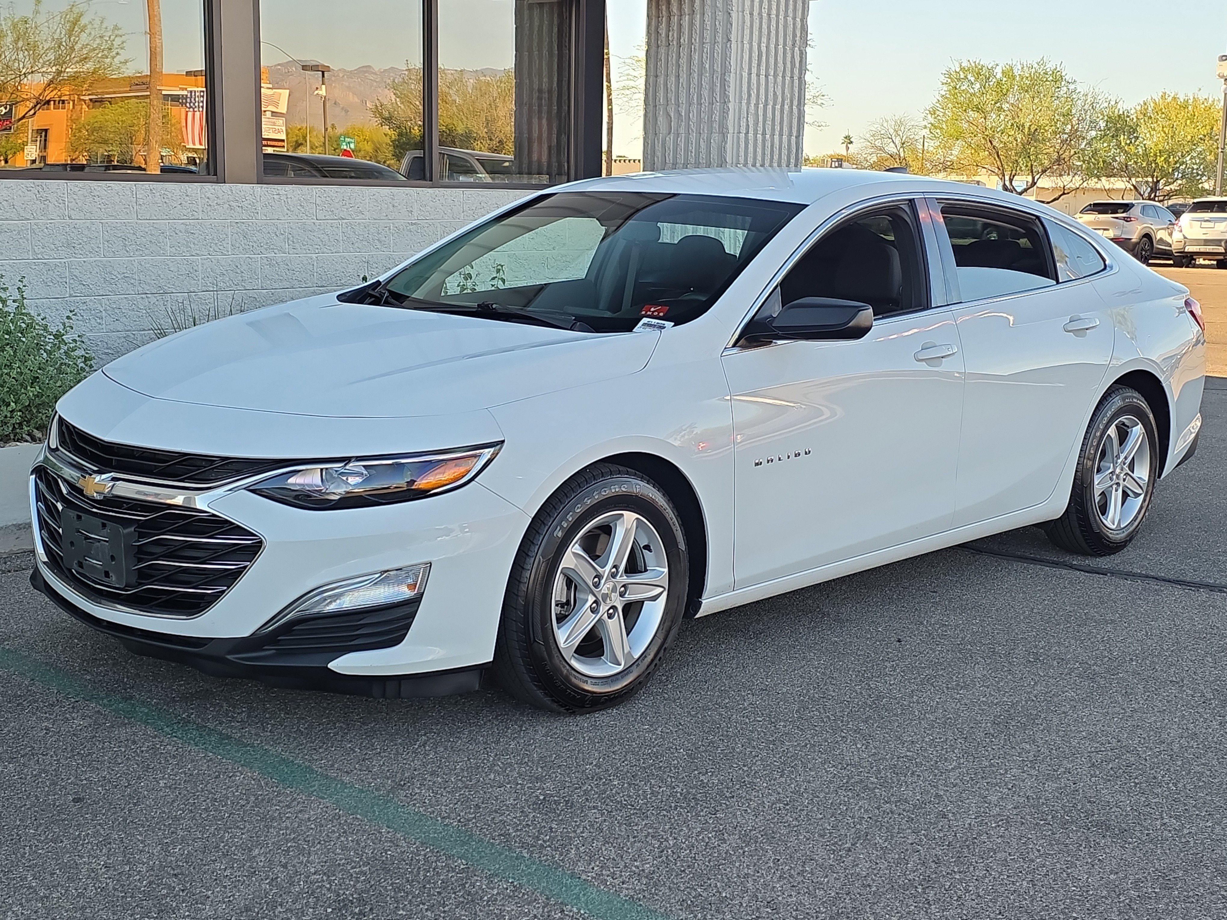 Used 2020 Chevrolet Malibu LS image 3