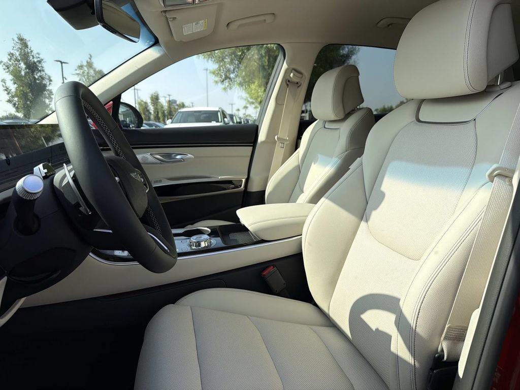 New 2026 Genesis GV70 2.5T AWD/4WD image 10