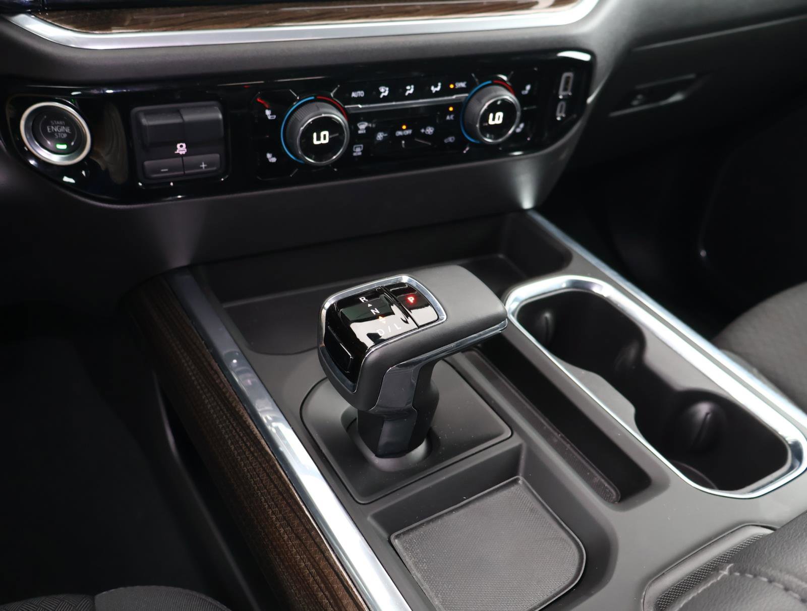 Used 2025 Chevrolet Silverado 1500 LT Trail Boss w/ Convenience Package II image 27