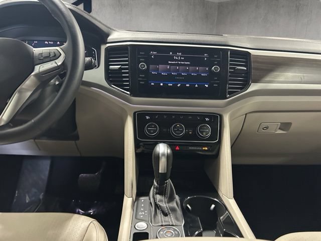 Used 2022 Volkswagen Atlas SEL AWD/4WD image 24