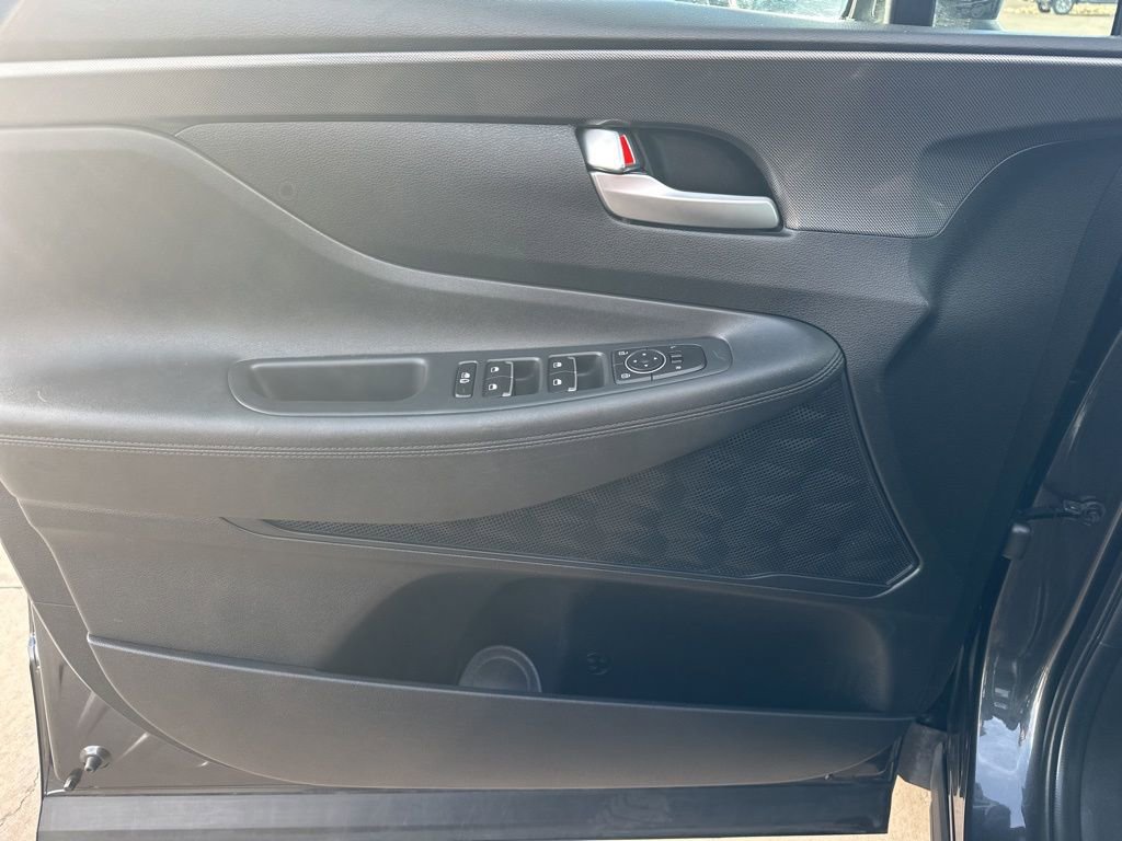 Used 2023 Hyundai Santa Fe SE image 16