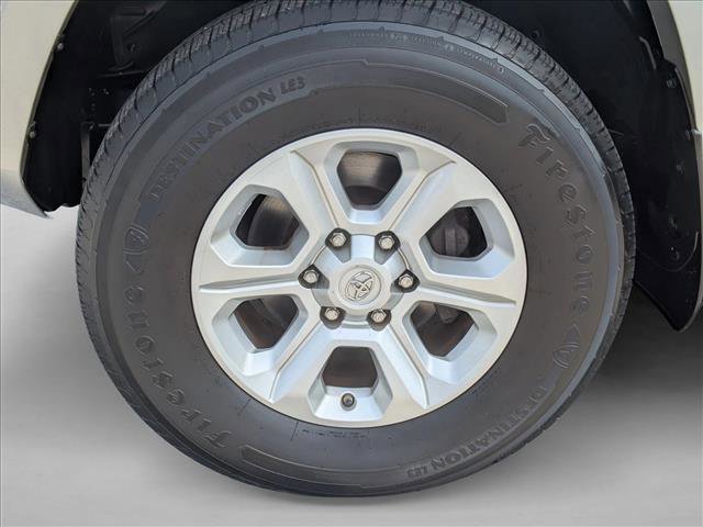 Used 2019 Toyota 4Runner SR5 image 23