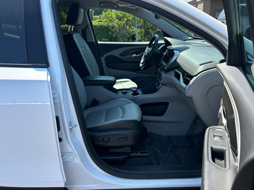 Used 2023 GMC Terrain SLT w/ Infotainment Package II AWD/4WD image 31