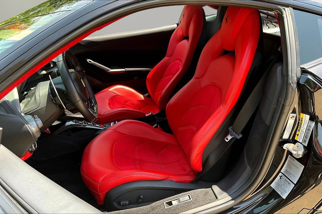 Used 2019 Ferrari 488 GTB RWD image 19