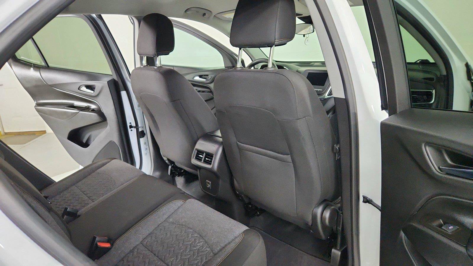 Used 2023 Chevrolet Equinox LT AWD/4WD image 25
