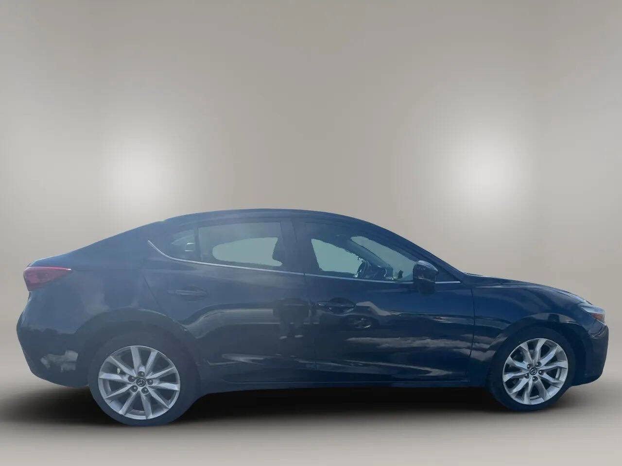 Used 2017 MAZDA MAZDA3 Touring w/ Popular Equipment Package image 7