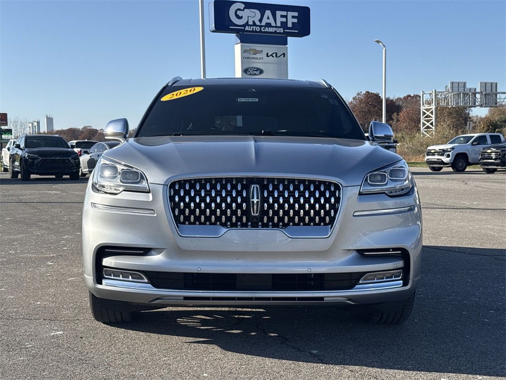 Used 2020 Lincoln Aviator Black Label w/ Class IV Trailer Tow Package image 3