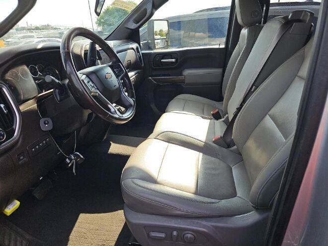 Used 2022 Chevrolet Silverado 3500 LT w/ Convenience Package AWD/4WD image 11
